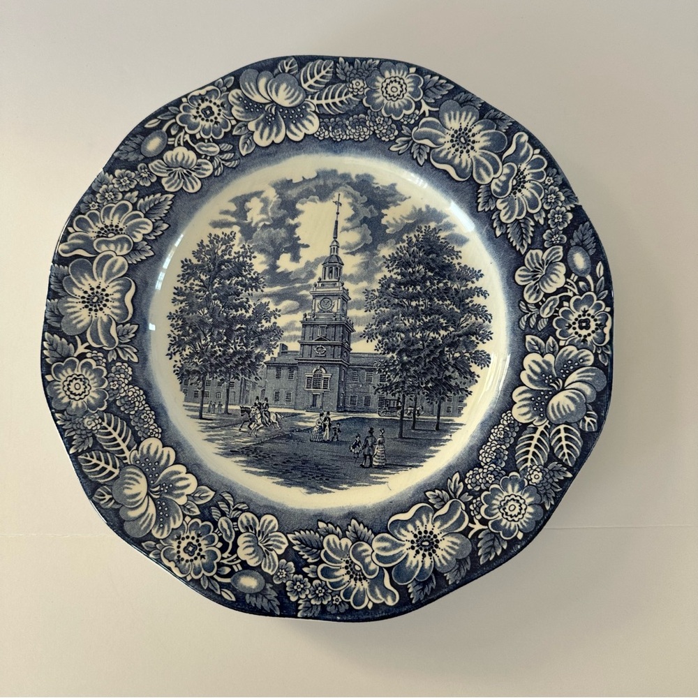 VTG Staffordshire Ironstone Liberty Blue Independence Hall Dinner Plate 9.5”